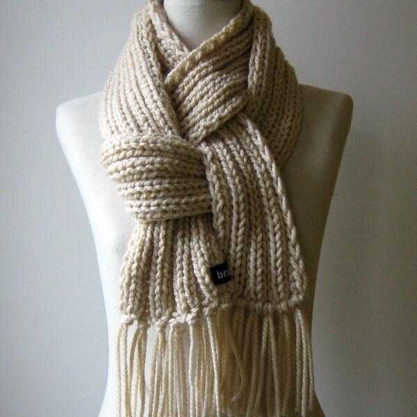 Scarf Knitted in Antique White Wool