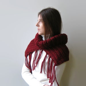 Burgundy Cowl with Fringes, Hand Knitted Soft Wool Blend, Chunky Knit Snood image 10