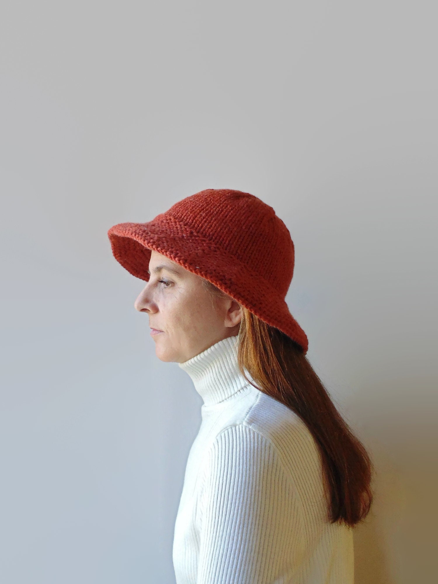 Women's Knitted Bucket Hat in Vermillion Red Wool | Etsy