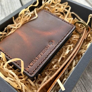 Geschenkset aus Kartenhalter und Schlüsselanhänger oder Karabiner (handgefertigt)