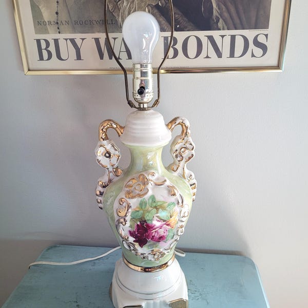 Lampe urne victorienne et art déco en porcelaine par Ullrich, France, années 40