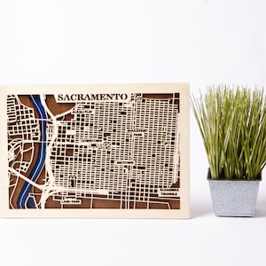 サクラメント市地図、マルチレイヤー SVG、カリフォルニア レーザーカット、米国アート、クリカット ウッド テンプレート、シティ シャドー ボックス、CNC ルーター 3D ファイル