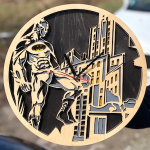 SVG de superhéroe, archivos de corte por láser de madera, Cricut en capas, arte de Dark Knight, descarga instantánea ai cdr svg, proyecto Glowforge, vector de reloj