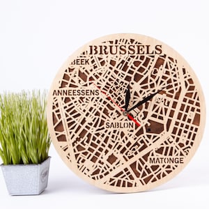 Brussel België kunst, lasergesneden houten kaart, digitale SVG AI CDR-bestanden, stadsplattegrond, meerlaagse klok, 3 lagen, Xtool, Glowforge, Cricut, CNC