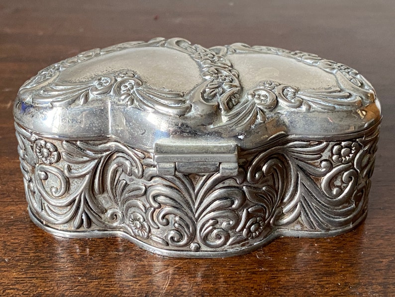Silver Plate Double Heart Jewelry Box Valeentine/'s Day Gift