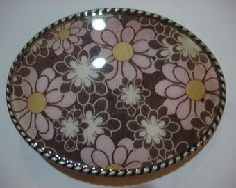Jada Belt Buckle - Flower Power - Oval Wearable Art