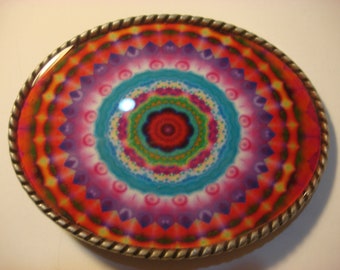 Jada Belt Buckle - Groovy - Oval Wearable Art