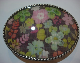 Jada Belt Buckle - Flower Power - Oval Wearable Art