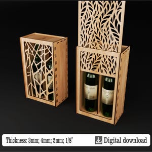 Könnte beinhalten: Zwei Weinflaschenhalter aus Holz mit Blättermuster-Ausschnitten. Ein Halter ist geschlossen, der andere offen und zeigt zwei Weinflaschen. Der Text "Digital download" ist sichtbar. Die Dicke beträgt 3 mm, 4 mm, 5 mm.