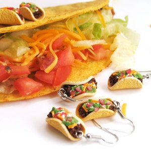 Taco Earrings, Food Jewelry, Miniature Food Jewelry, Polymer Clay Food Earrings