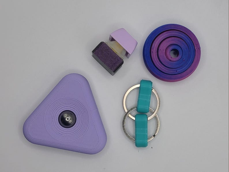 Desk Accessories for Office Toys Portable Fidget Toys 3D Printed Fidgets Stocking Stuffers Clicky Fidgets Mechanical Keyboard Fidget Key Switch Fidget