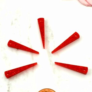 Small Red Glitter Spikes 5 Laser Cut Acrylic Charms