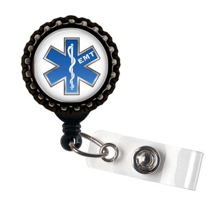 Titular de identificación de carrete de insignia retráctil azul y negro EMT LOVE