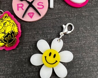 Happy Daisy Bestie Charm