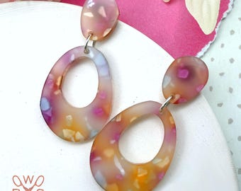 Everyday Dangle in Peach and Berry