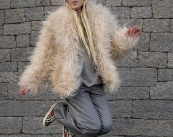 Cappotto in pelliccia sintetica color crema a pelo lungo: giacca unisex stile boho mongolo lama – vestibilità oversize