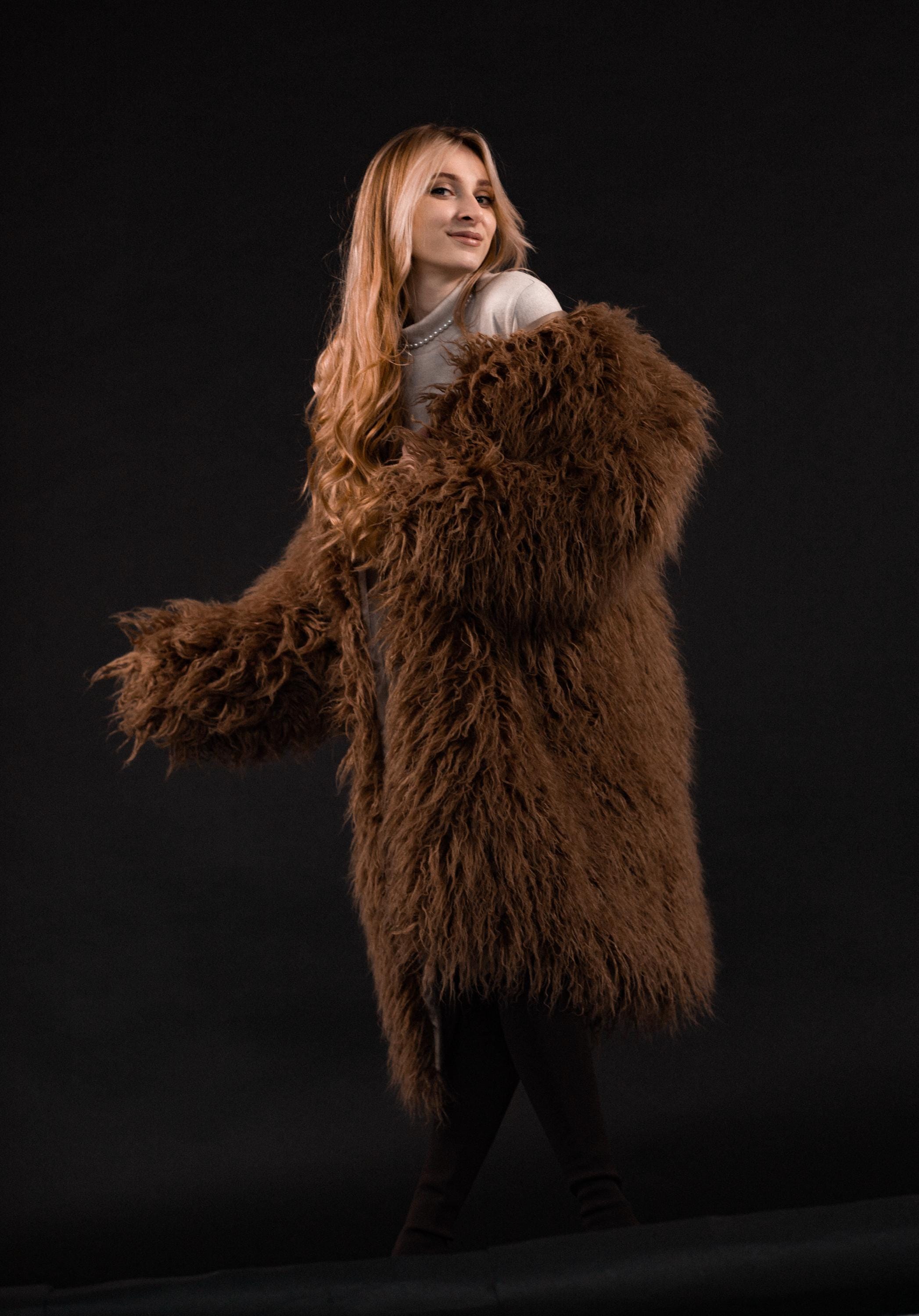 ジャケット・アウター Louren volume shaggy long coat Shaggy Fur Coat, Brown Furry Shaggy Jacket - Etsy