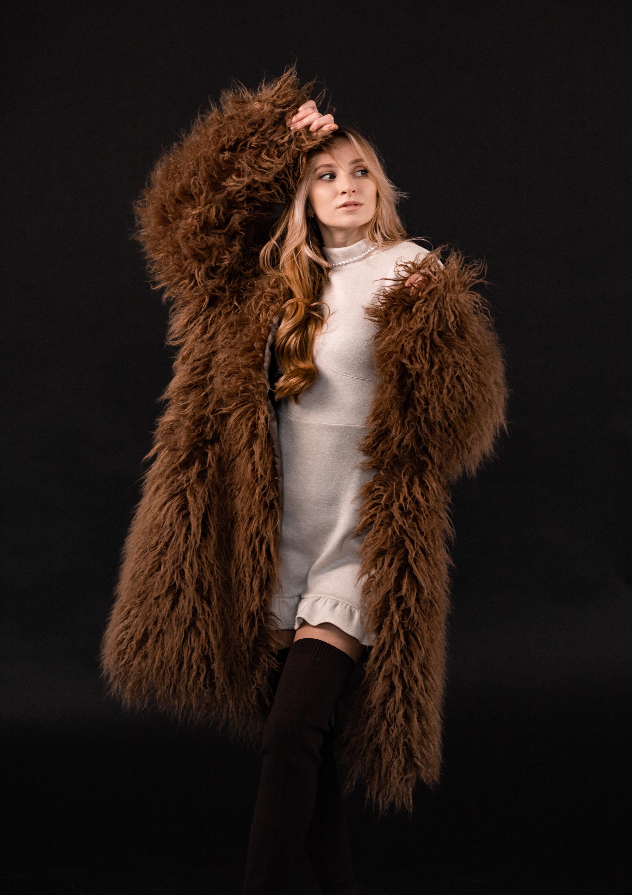 Shaggy Hood Fur Jacket – Look By M