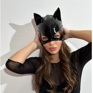 halloween face mask | Сatwoman mask, cosplay  halloween costumes / latex cat face mask for Halloween / superhero costume and batwoman