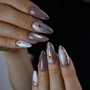 Uñas místicas de noche estrellada/Uñas bronce dorado sol/Uñas postizas de estrella/Uñas ojo de gato plateadas/Uñas cromadas/Uñas acrílicas emo/Uñas de gel góticas/Almendradas