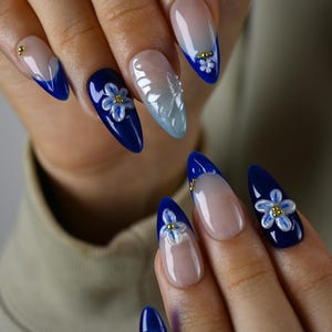 Klein blue nails/White blossom nails/French gel nails/Ocean blue nails/3D nail art/floral fake nails/Summer holiday nails/Beach nails/Almond