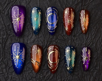Uñas postizas del zodíaco celestial, uñas postizas de estrella cósmica de bruja, uñas de gel de galaxia con fases lunares, uñas almendradas con diseño de línea dorada, set de uñas místico