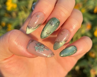 Lucky Four-Leaf Clover nails/Nature fake nails/Green cat eye nail/French gel nail/Golden leaf nail/Fairy acrylic nail/Chrome nail art/Almond