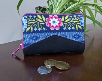 Scandi Flower Little Mynta Accordion Zip Around Wallet with pink zipper, room for 7 cards and cash