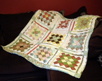 SALE Great Granny Lap Quilt or Throw, baby quilt