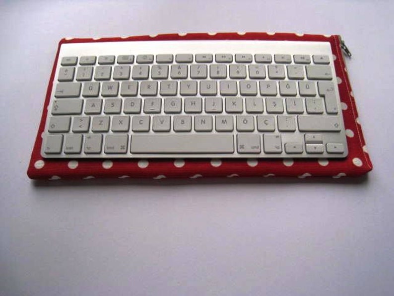 Polka Dots on Red Apple Magic Keyboard Sleeve, Case, Magic Keyboard 2, Extended Keyboard with Numeric Keypad Padded and Zipper Closure image 7