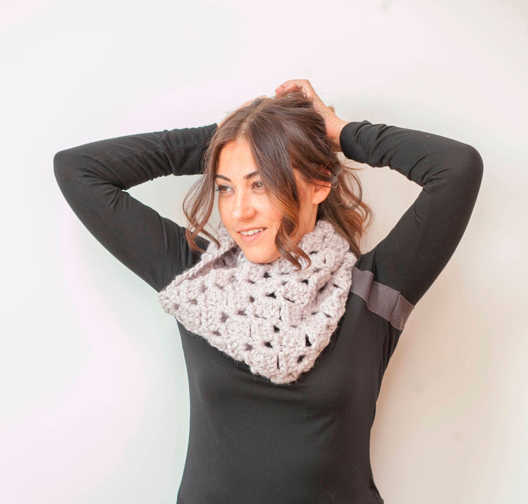 OATMEAL CHUNKY COWL - Chunky Textured Lacy Infinity Cowl - in Oatmeal ...