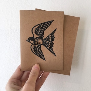 Schwalbe Linolschnitt Grußkarte - Handgedruckte Kraftpapier Karte - Vogel Grußkarte - Karte für jeden Anlass - Tier Grußkarte