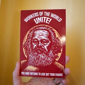 Carte postale Karl Marx Les travailleurs du monde s'unissent 4 x 6