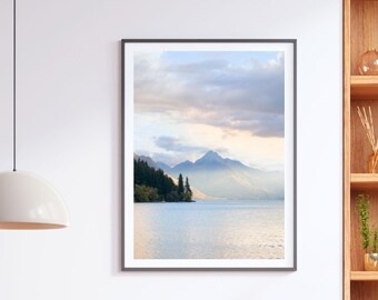 Druck auf die Berge am See, Queenstown Neuseeland Reisefotografie, Malerische Berg Natur Wand Kunst (Ungerahmt), Modernes Wohn Dekor