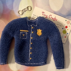 Suéter de lana de policía para elfos, duendes o muñecas de moda, bordado a medida