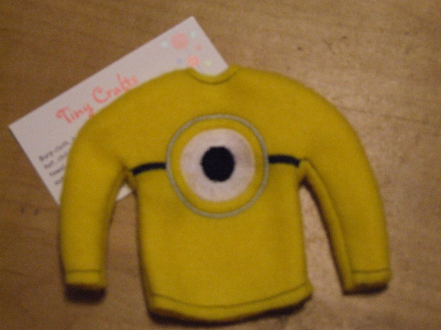 Minion sweater clearance