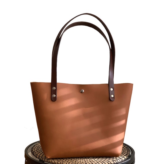 small tan tote bag