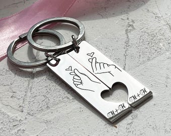 Custom Couple Keychain Personalized Gift For Boyfriend Girlfriend Matching Keychains Anniversary Gifts for Boyfriend Valentine's Day Gifts