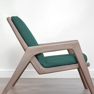 Mid-century lounge chair