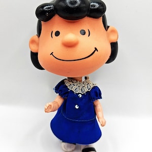 1968 Peanuts Lucy van Pelt Skediddler 4.5 inch Action Figure Mattel READ