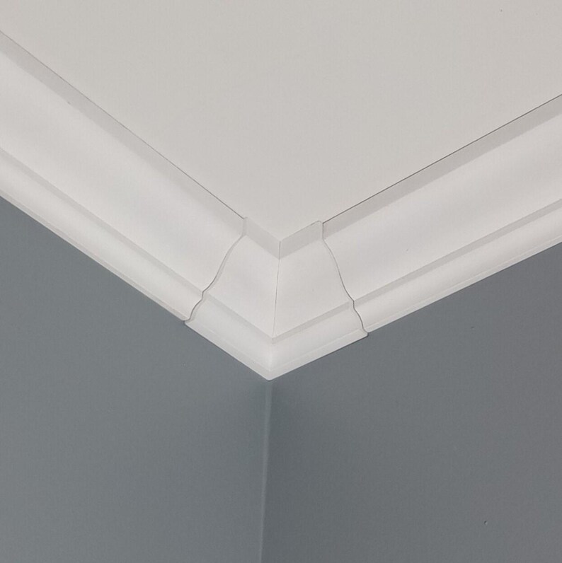 4-Pack Crown Molding Corner Blocks – Fits 3 To 3-5/8 Inch Crown Molding, Inside Corners