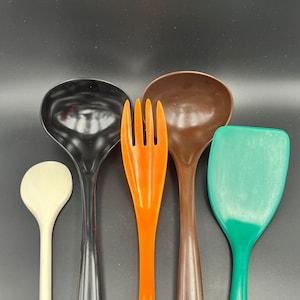 Melamine cooking utensils individual pieces. ladle, spatula, spoon, Your Choice. made in USA. 1970s