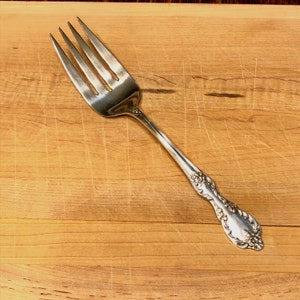 Southern Manor Pattern WM Rogers Mfg Co Extra Plate, Large Meat Serving Fork, Silver Plate, Original Rogers