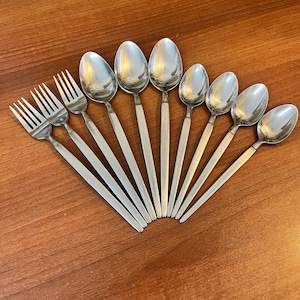 Stanley Roberts stainless Astro pattern flatware. Choice of pieces. 1960s