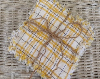 Rag Quilt Coasters, set of 4, Summer Yellow White Black, Tartan Plaid Homespun, Farmhouse Coasters, Primitive Decor