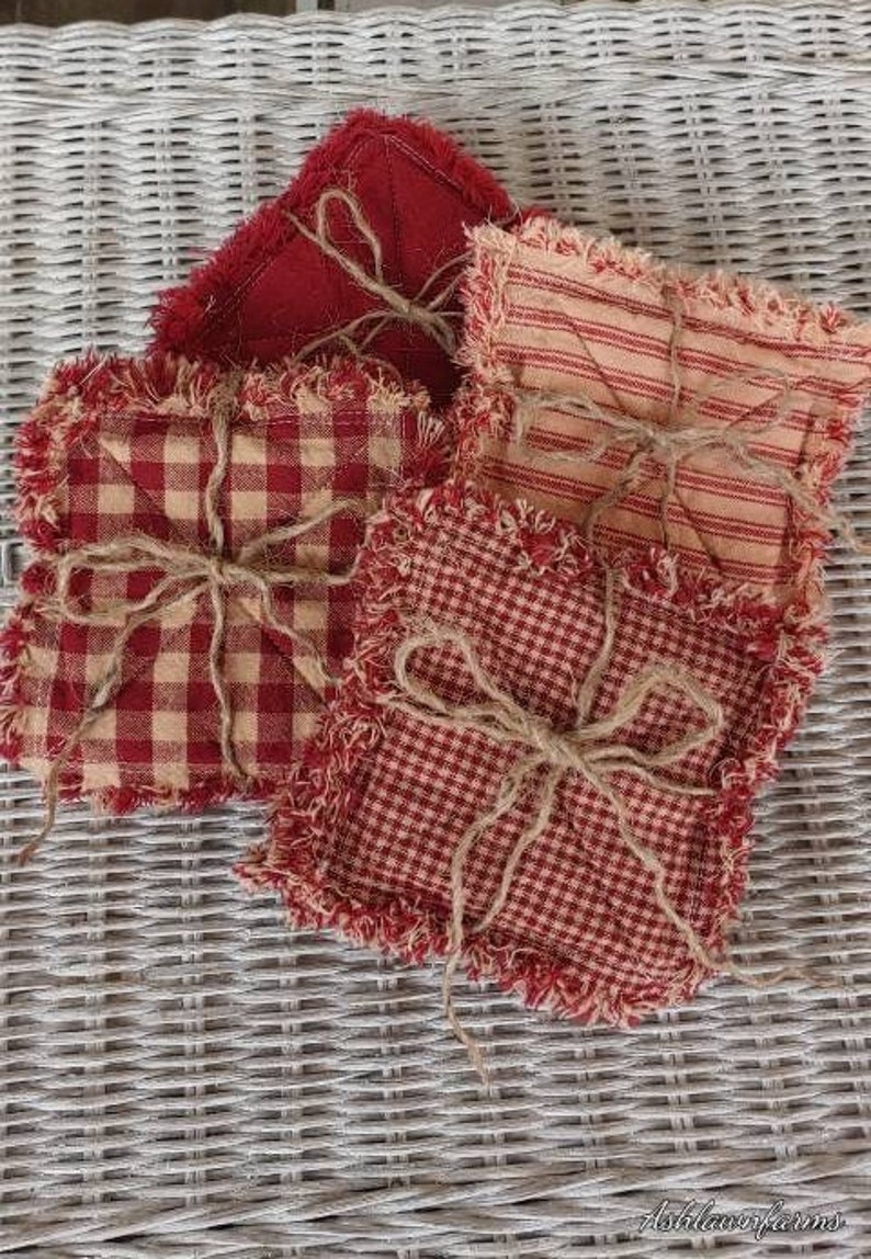 Rag Quilt Coasters, set of 4, Primitive Red, Tiny Check Homespun, Farmhouse Coasters, Primitive Decor image 2