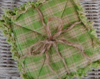 Rag Quilt Coasters, set of 4, Bright Jasmine Green and Tan, Plaid Homespun, Farmhouse Coasters, Primitive Decor