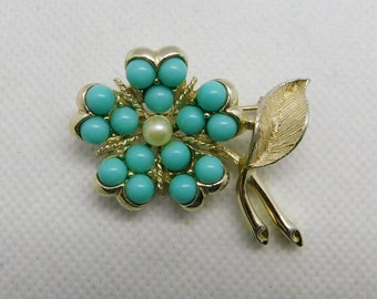 Vintage Sarah Coventry  gold color and faux turquoise flower brooch