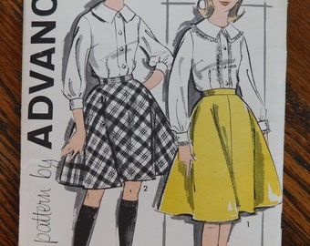 Vintage Advance pattern 9844 Teen separates skirt in two lengths size 10