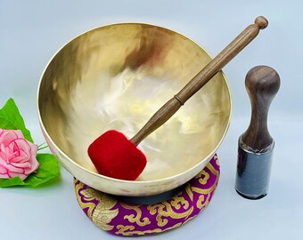 Hand-Hammered Himalayan Singing Bowl: Sound Healing Meditation Gift Set